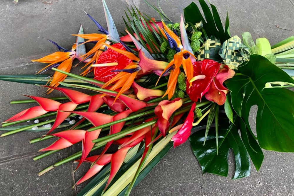 Tropical Flat Hand tie